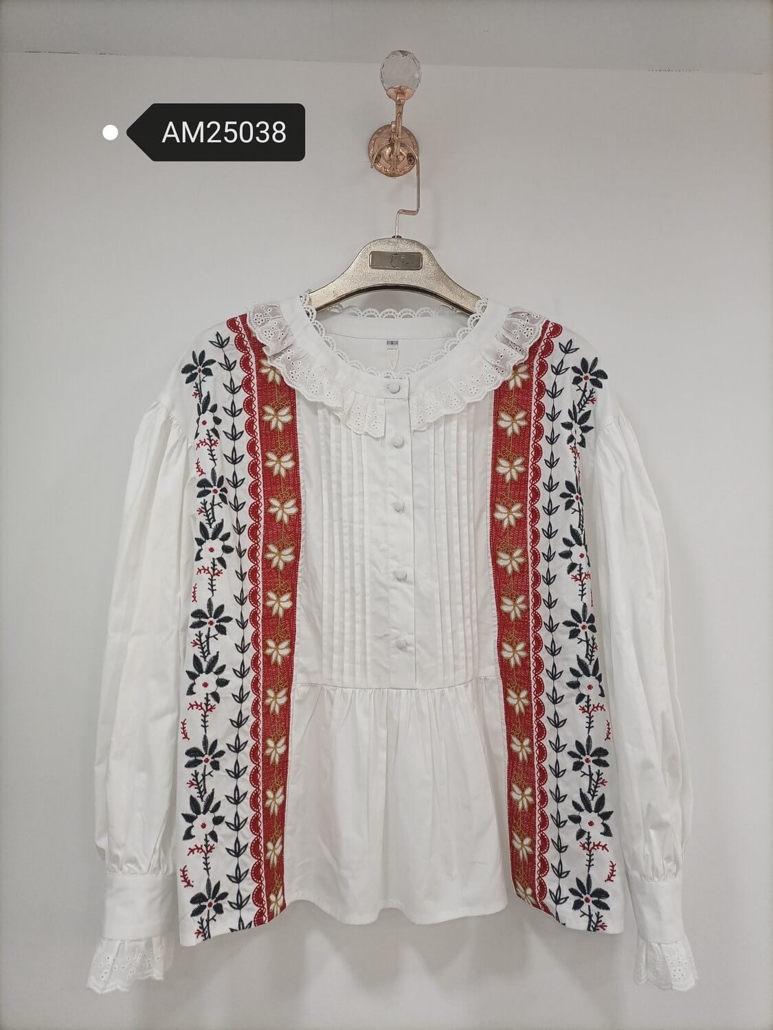 am25038 Embroidered Pintuck Blouse – Eyelet Lace Collar Cotton | MX Craft Studio
