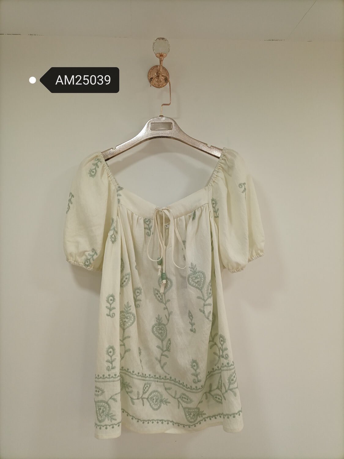 am25039 Sage Embroidered Peasant Top – Cotton Linen Paisley | MX Craft Studio