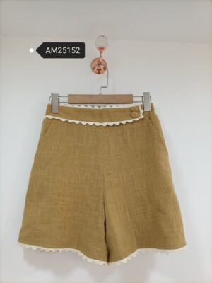 Scalloped Lace Trim Shorts – Linen Blend – Scalloped lace edge detailing | XM Fashion Mfg