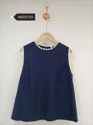 Scalloped Crochet Trim Sleeveless Top – Linen Blend – Contrast crochet lace edges | XM Fashion Mfg
