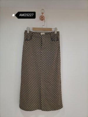 Geometric Print Midi Skirt – Black and beige geometric floral skirt | XM Fashion Mfg