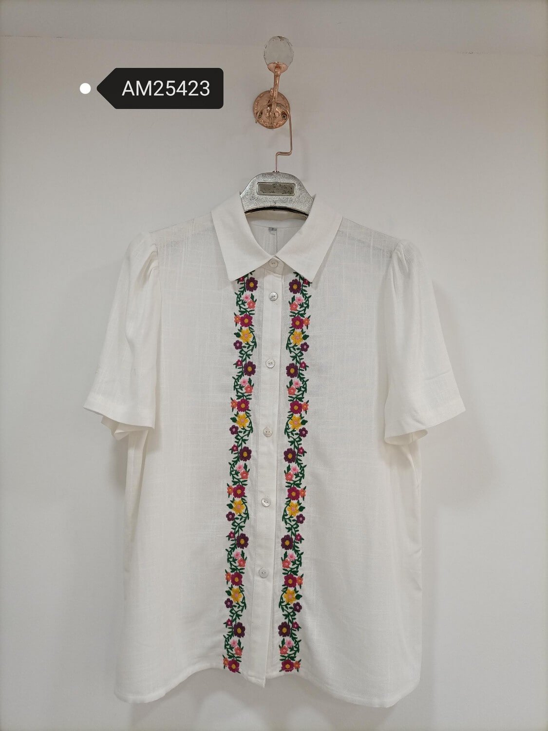 am25423 Colorful Floral Embroidered Shirt | MX Craft Studio