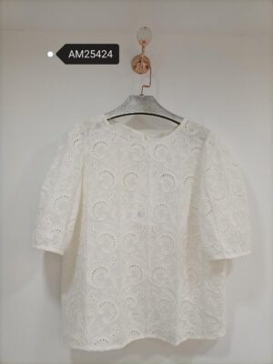 All-Over Swirl Eyelet Blouse | MX Craft Studio