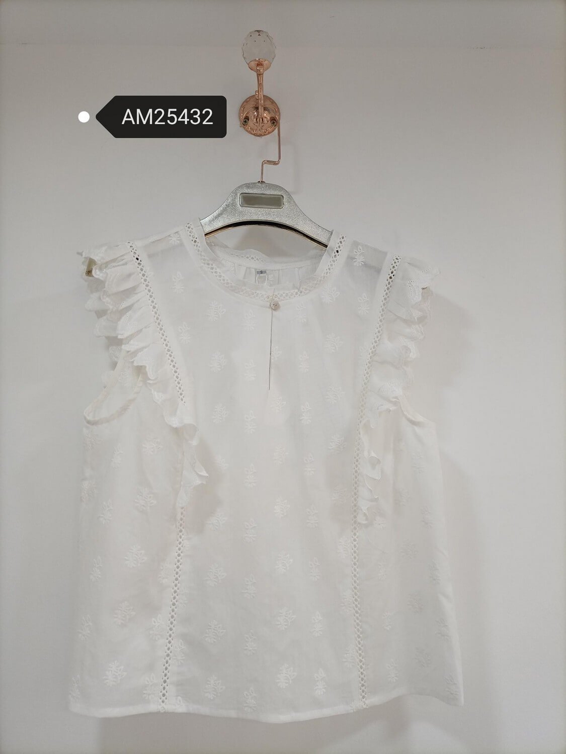 am25432 Ruffle Sleeve Eyelet Blouse | MX Craft Studio