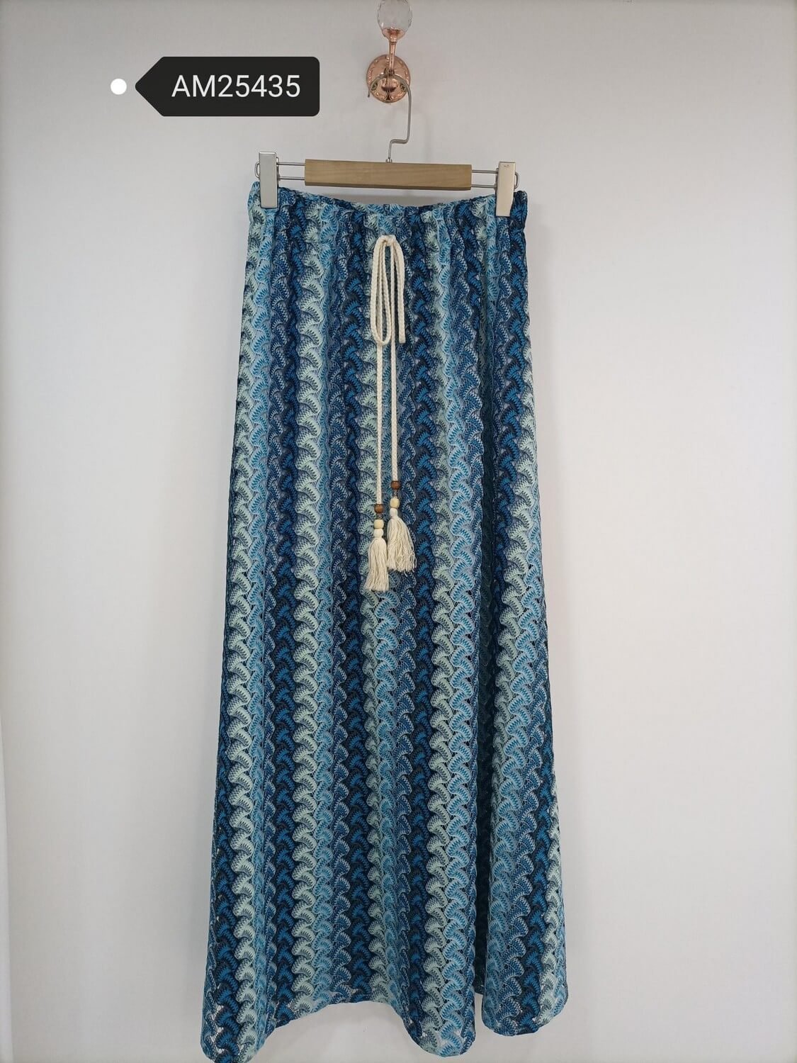 am25435 Chevron Crochet Maxi Skirt – Ocean Blue | MX Craft Studio