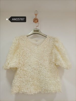 3D Petal Textured Puff Sleeve Blouse – Off-White Petals | XM Fashion Mfg