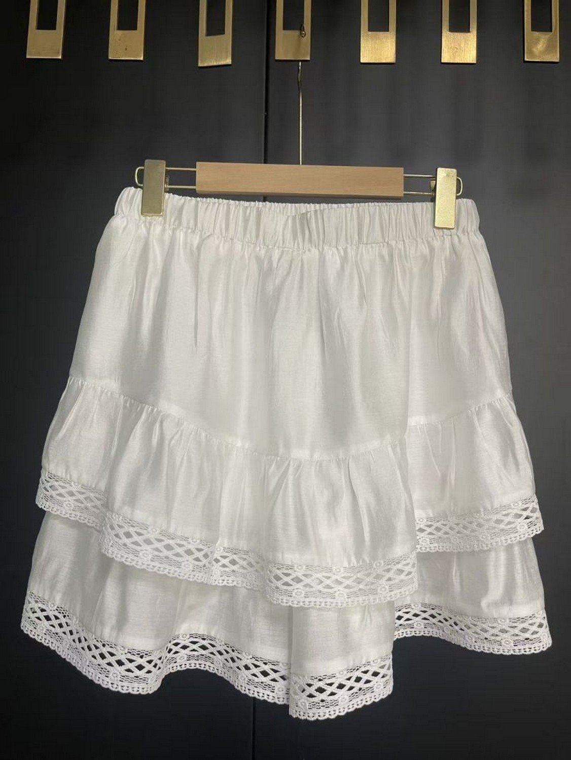 Tiered Lace-Trimmed Hems Skirt in white, detail view 1 - SKU AM260938